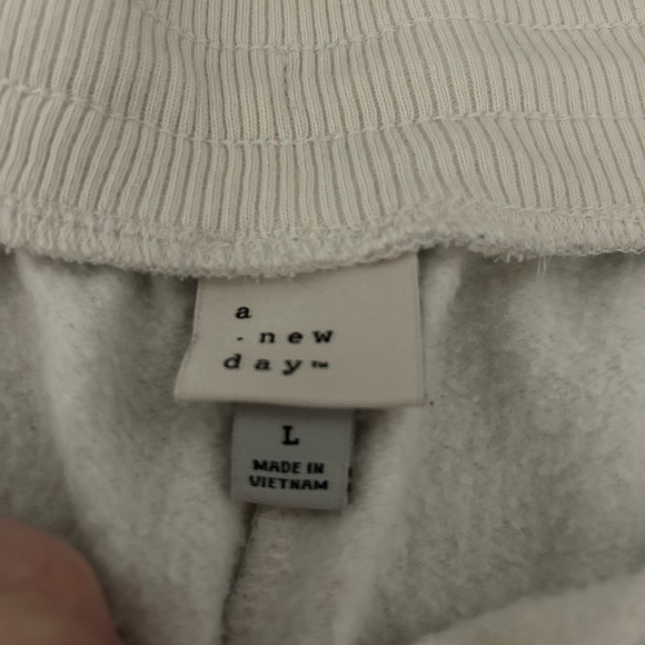 A New Day Loungewear Shorts - Picture 3 of 3